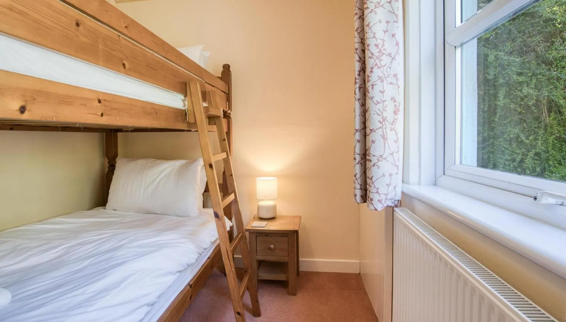 Rose Cottage - 3 Bedroom Cottage - Parkmill Swansea United Kingdom
