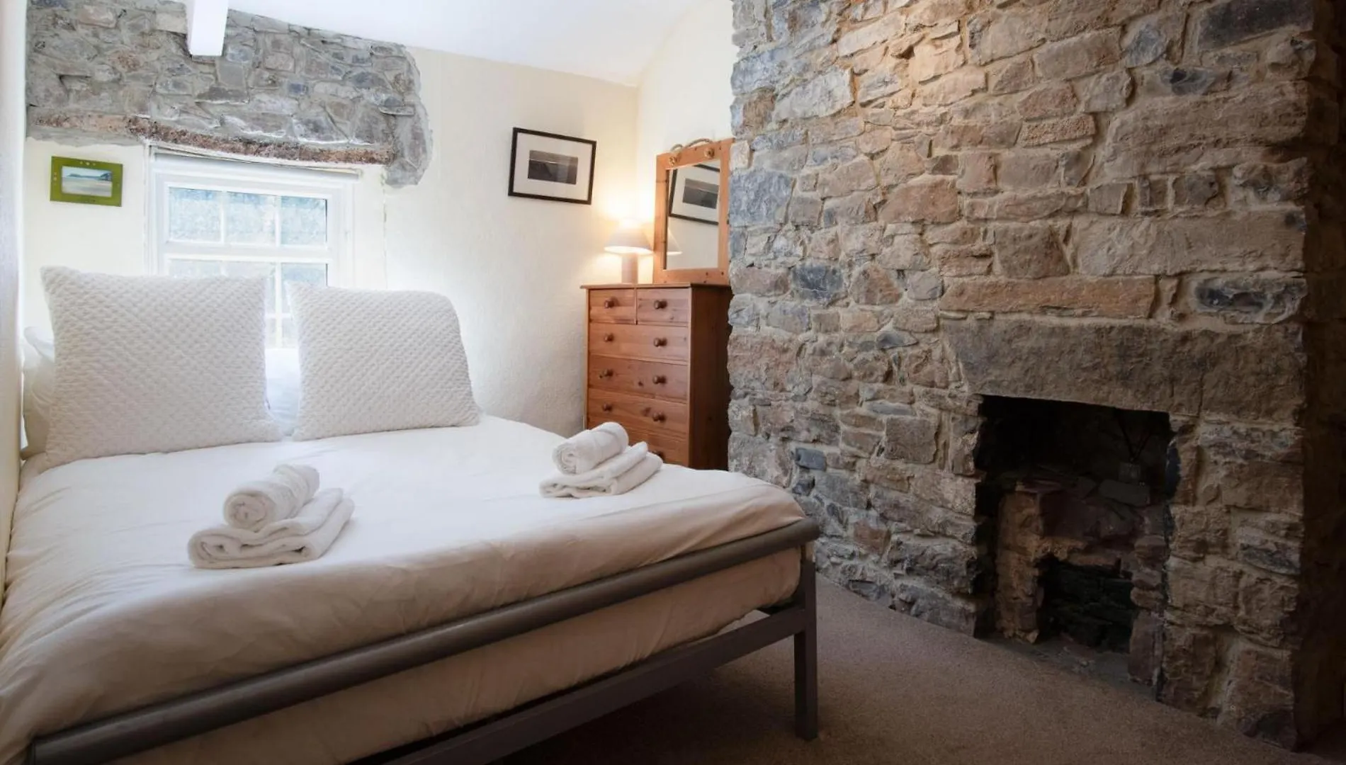 Holiday home Rose Cottage - 3 Bedroom Cottage - Parkmill Swansea